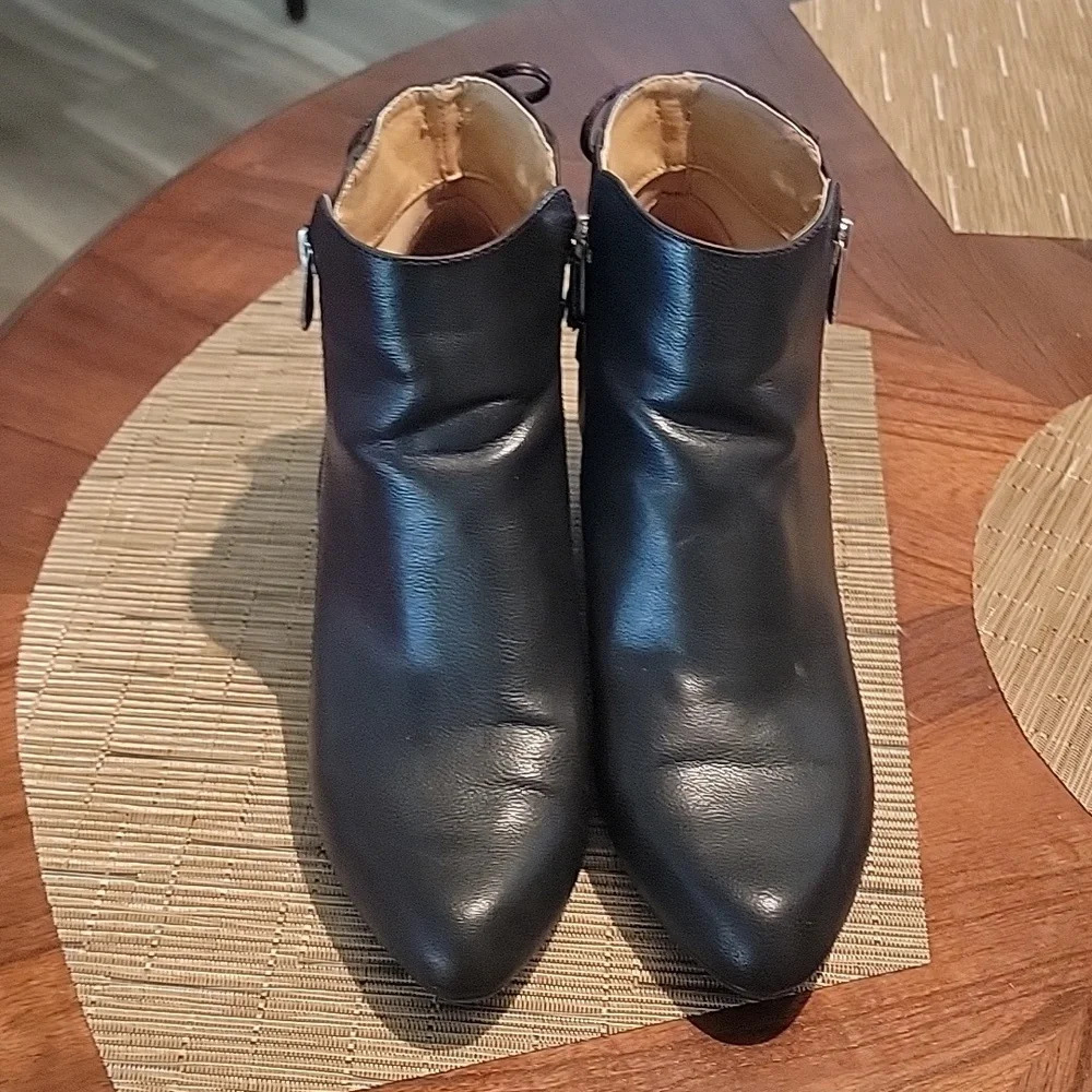 Adrienne Vittadina ankle boots